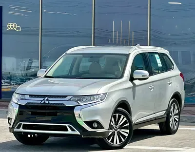 Mitsubishi Outlander - фото 1