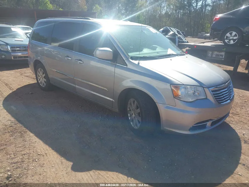 CHRYSLER TOWN & COUNTRY TOURING - фото 1