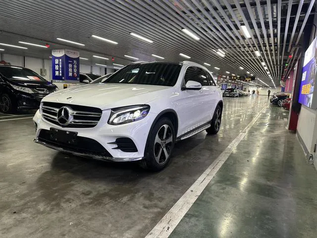 Mercedes-Benz GLC - фото 1