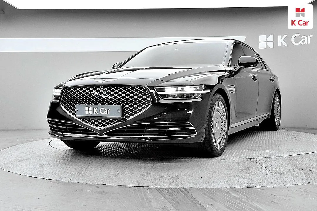 Genesis G90 - фото 1