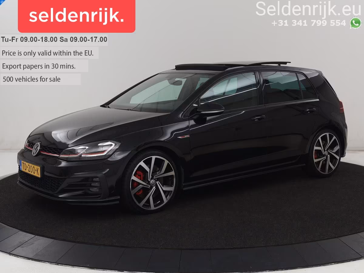 Volkswagen Golf - фото 1