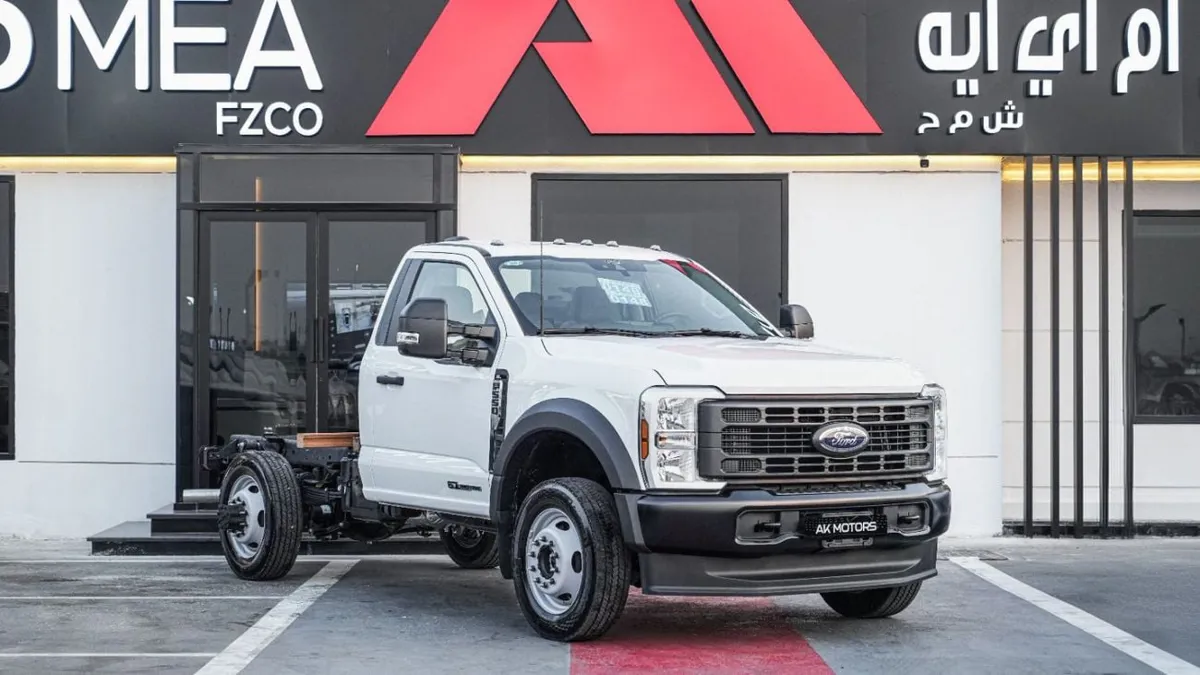 Ford F 550 - фото 1