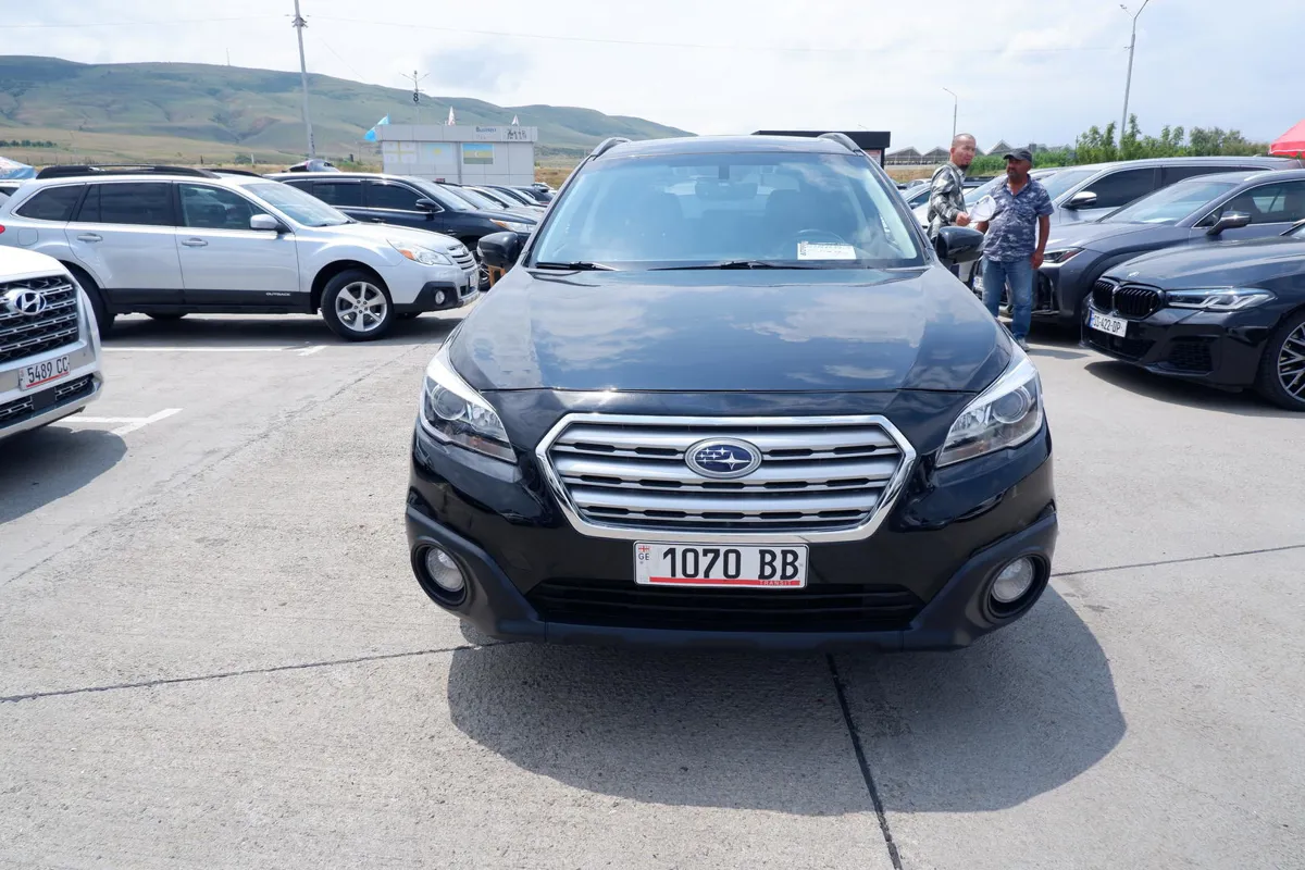 Subaru Outback - фото 1