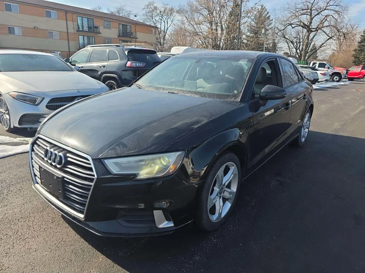 Audi A3 2.0T Premium - фото 1