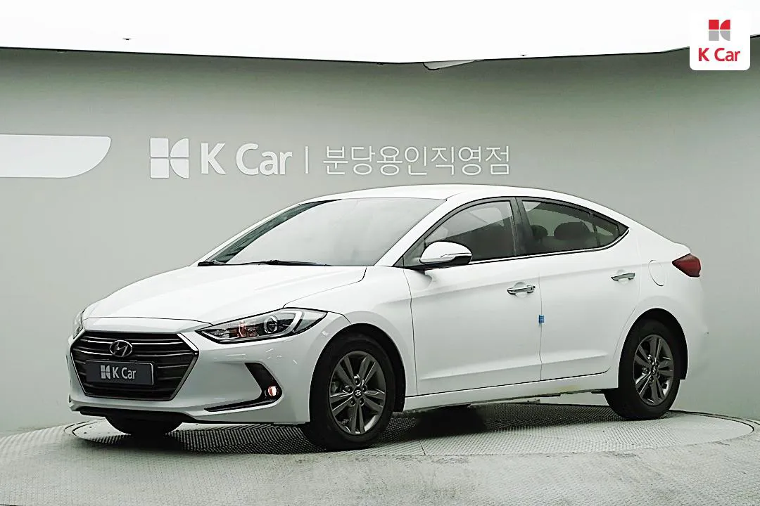 Hyundai 아반떼 - фото 1