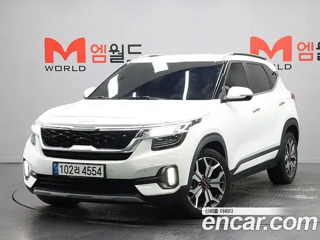 Kia Seltos - фото 1