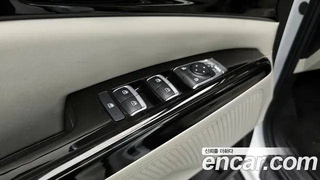 Kia Canival - фото 1