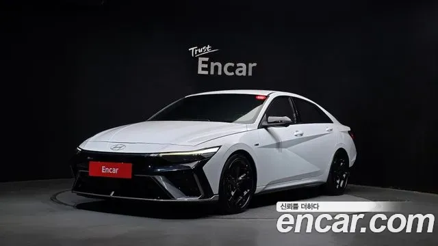 Hyundai AVANTE - фото 1