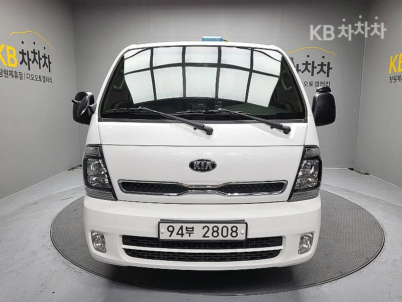 Kia 더 뉴 봉고3 활어수송차 1톤 킹캡 초장축 L - фото 1