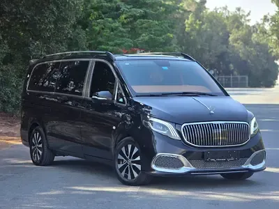 Mercedes-Benz V-Class - фото 1