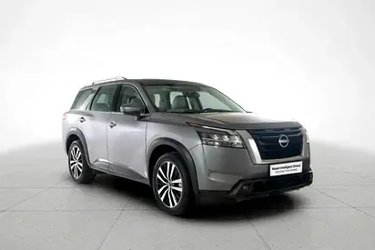 Nissan Pathfinder - фото 1