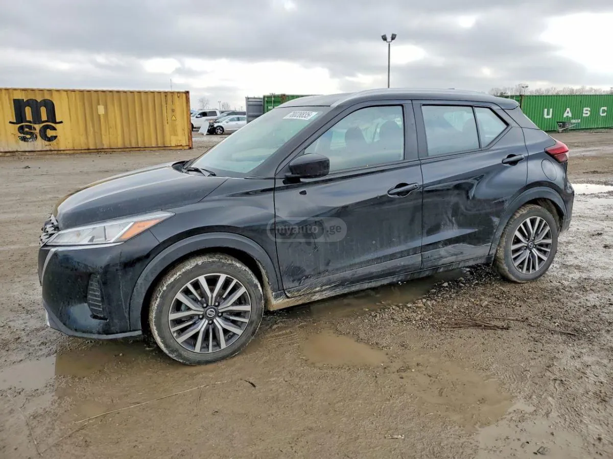 Nissan Kicks - фото 1