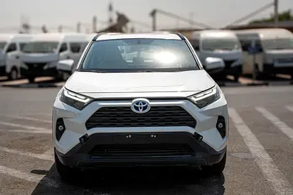 Toyota Rav 4 - фото 1