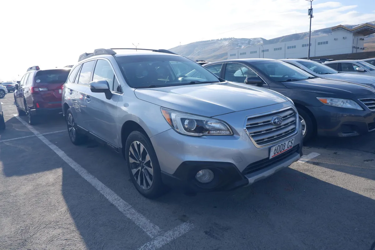 Subaru Outback - фото 1