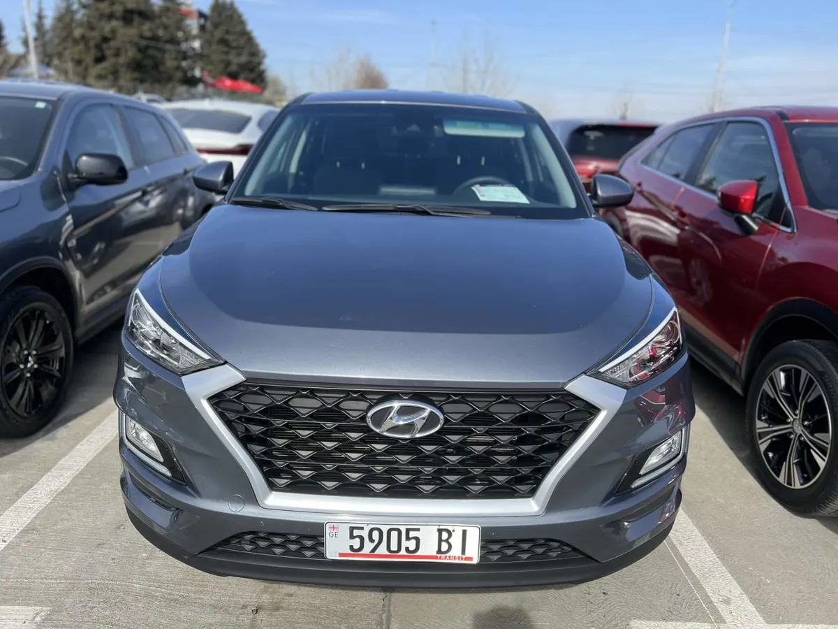 Hyundai Tucson - фото 1