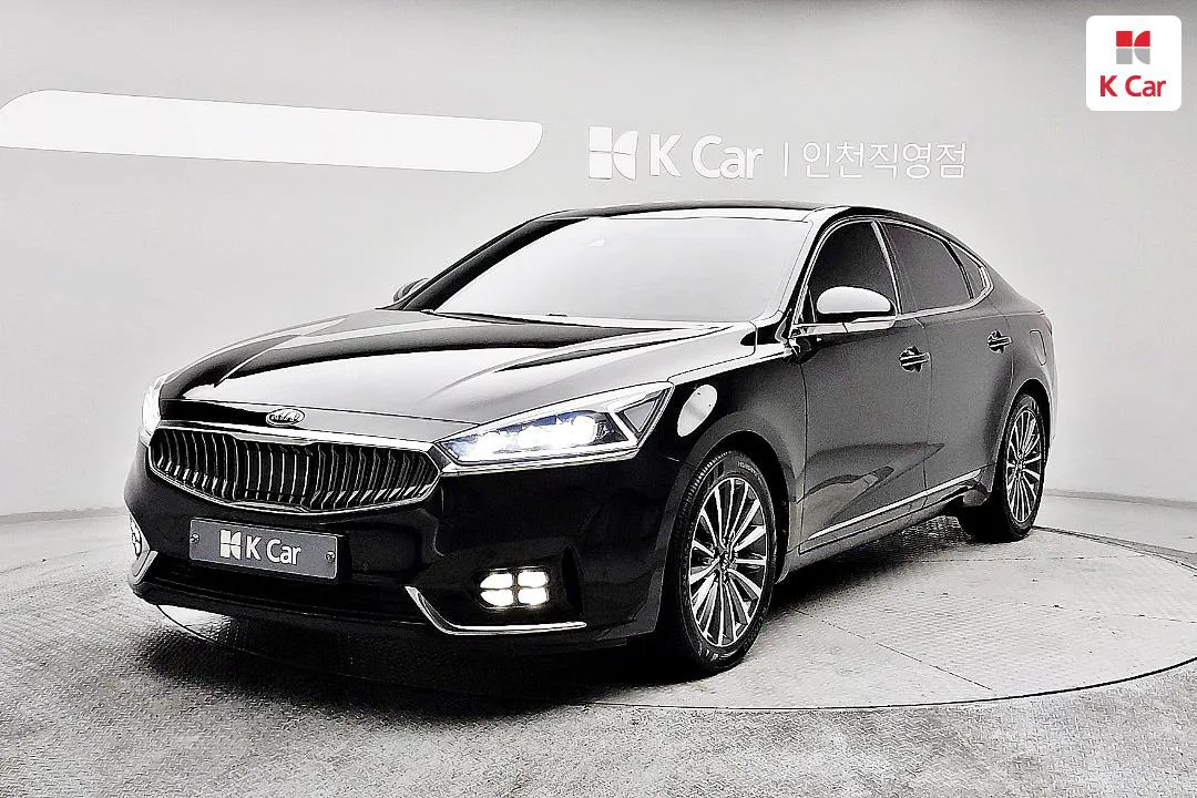 Kia K7 - фото 1