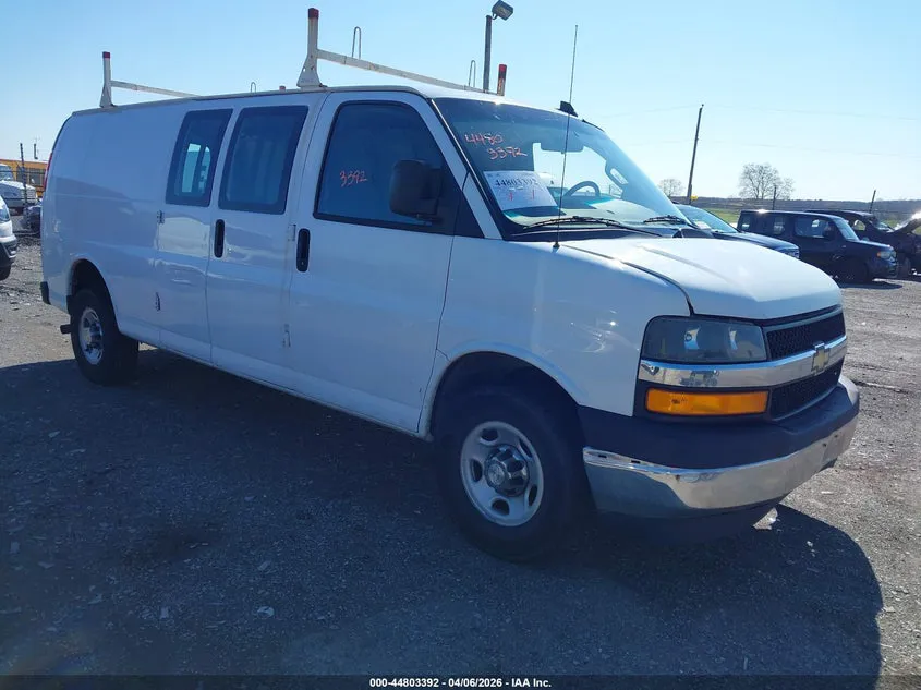 CHEVROLET EXPRESS 3500 WORK VAN - фото 1