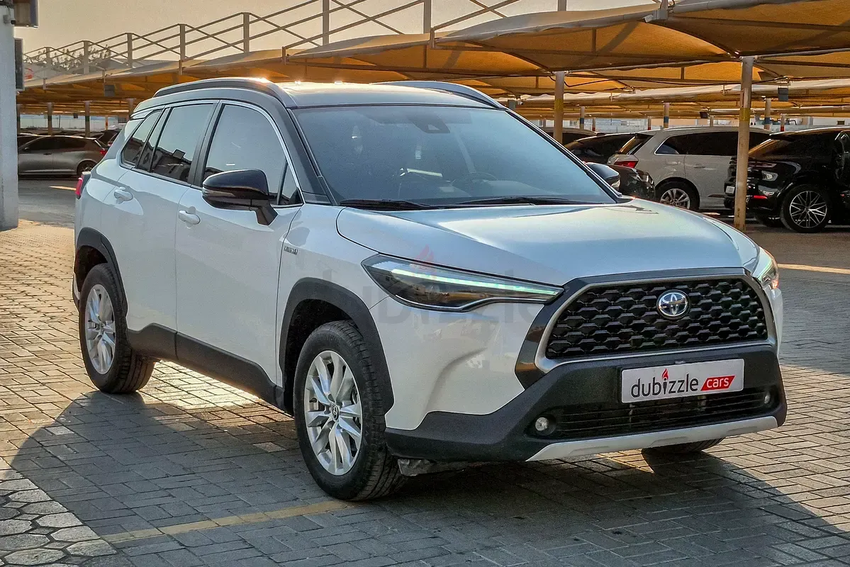 Toyota Corolla Cross - фото 1