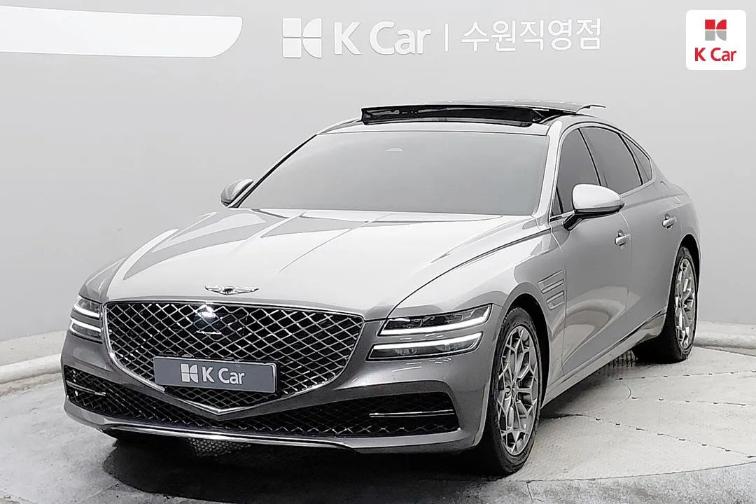 Genesis G80 - фото 1