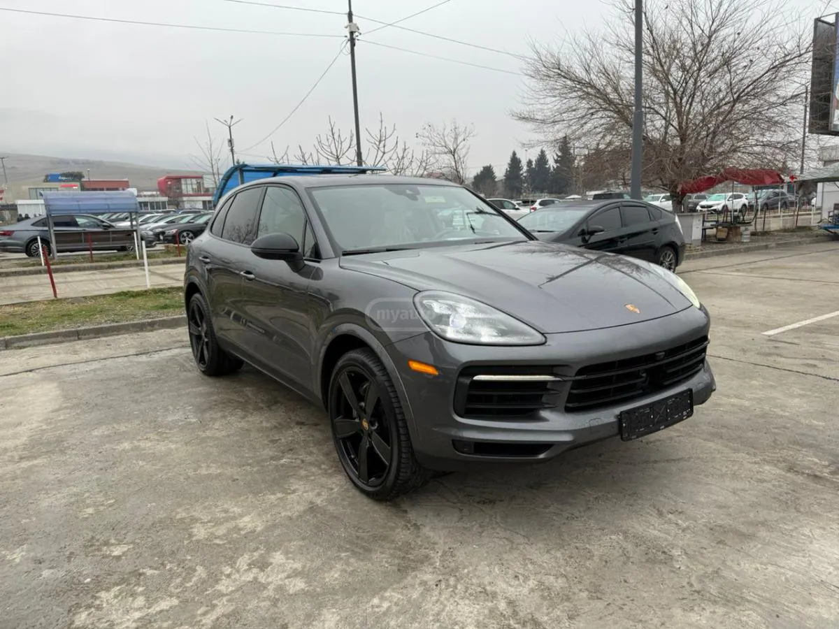 Porsche Cayenne - фото 1