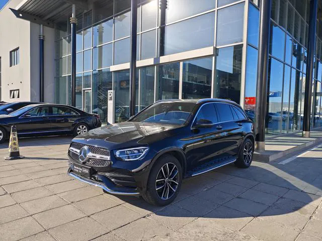 Mercedes-Benz GLC - фото 1