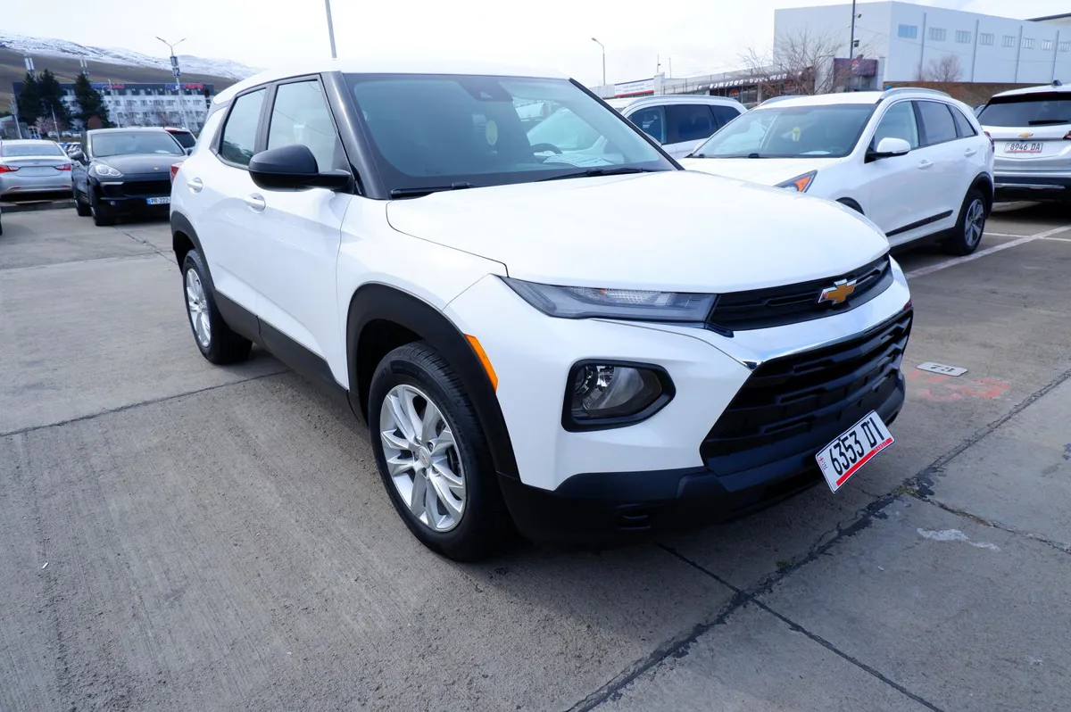 Chevrolet Trailblazer - фото 1