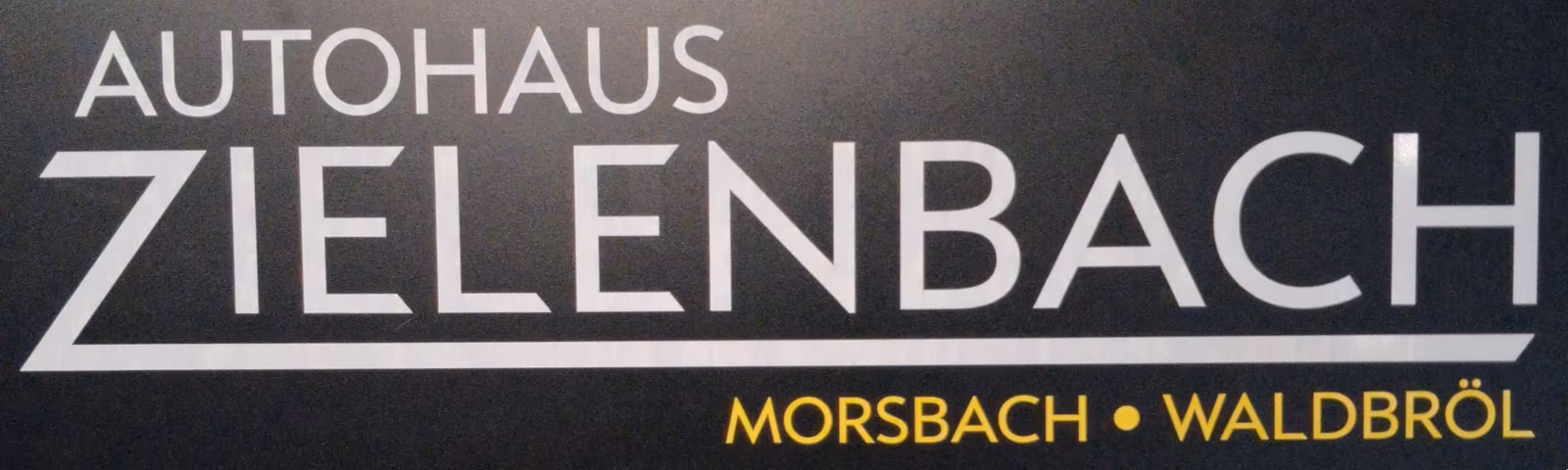 BMW 120 - фото 1