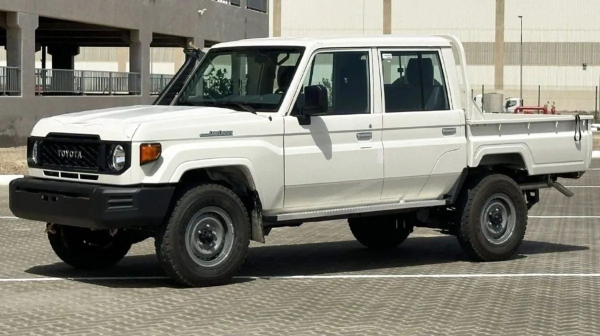 Toyota Land Cruiser Pick Up - фото 1