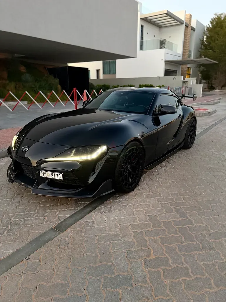 Toyota Supra - фото 1