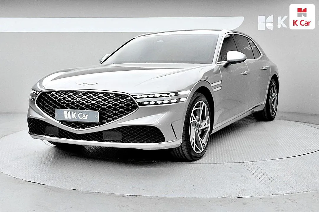 Genesis G90 - фото 1