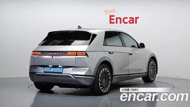 Hyundai Ioniq5 - фото 1