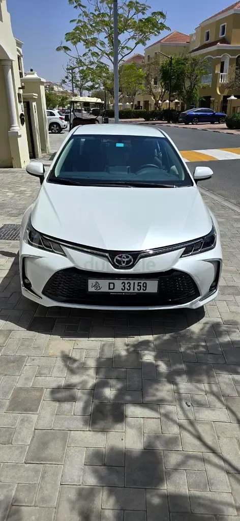 Toyota Corolla - фото 1