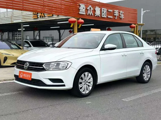 Volkswagen Bora - фото 1