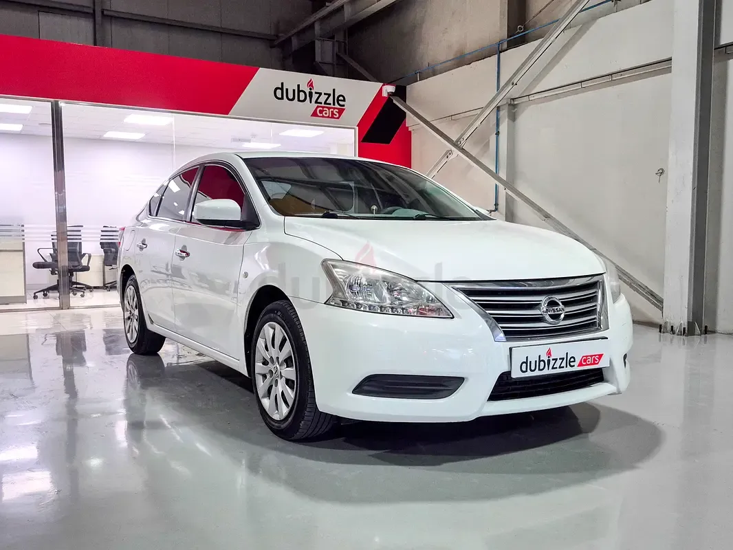 Nissan Sentra - фото 1