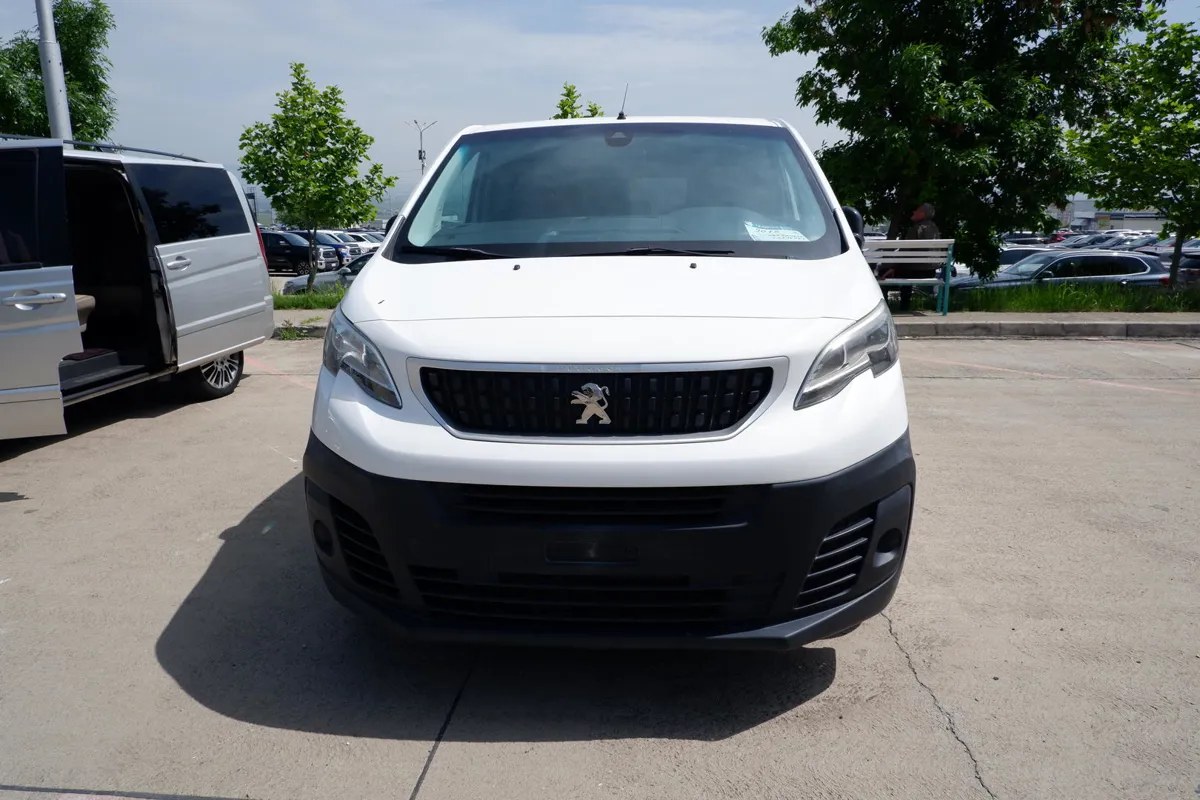 Peugeot Expert - фото 1