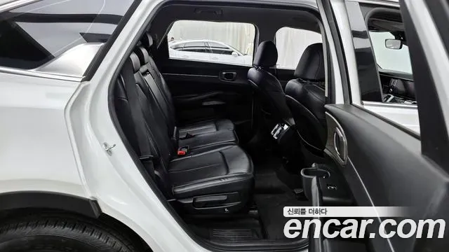 Kia Sorento - фото 1