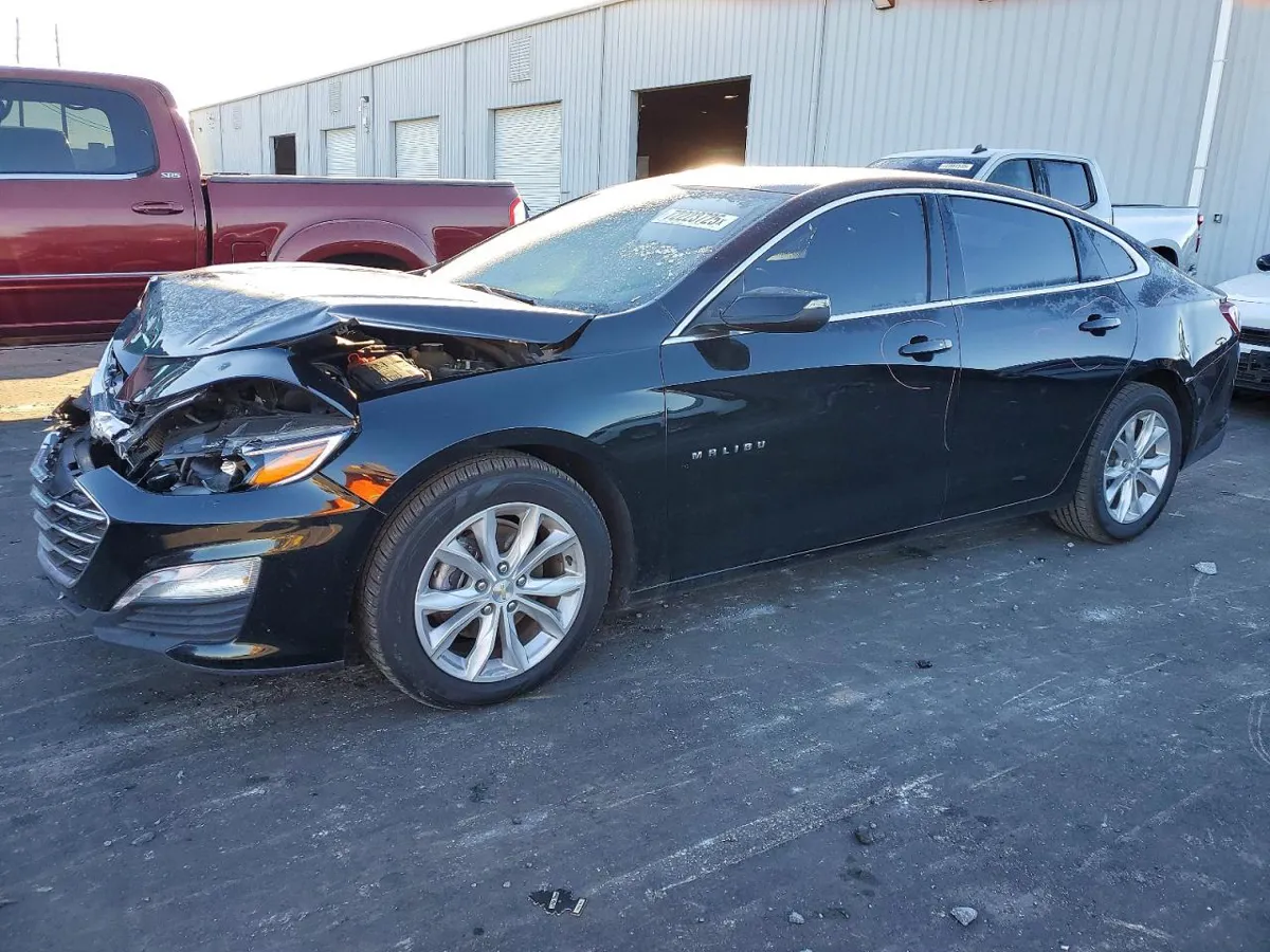 CHEVROLET MALIBU LT - фото 1