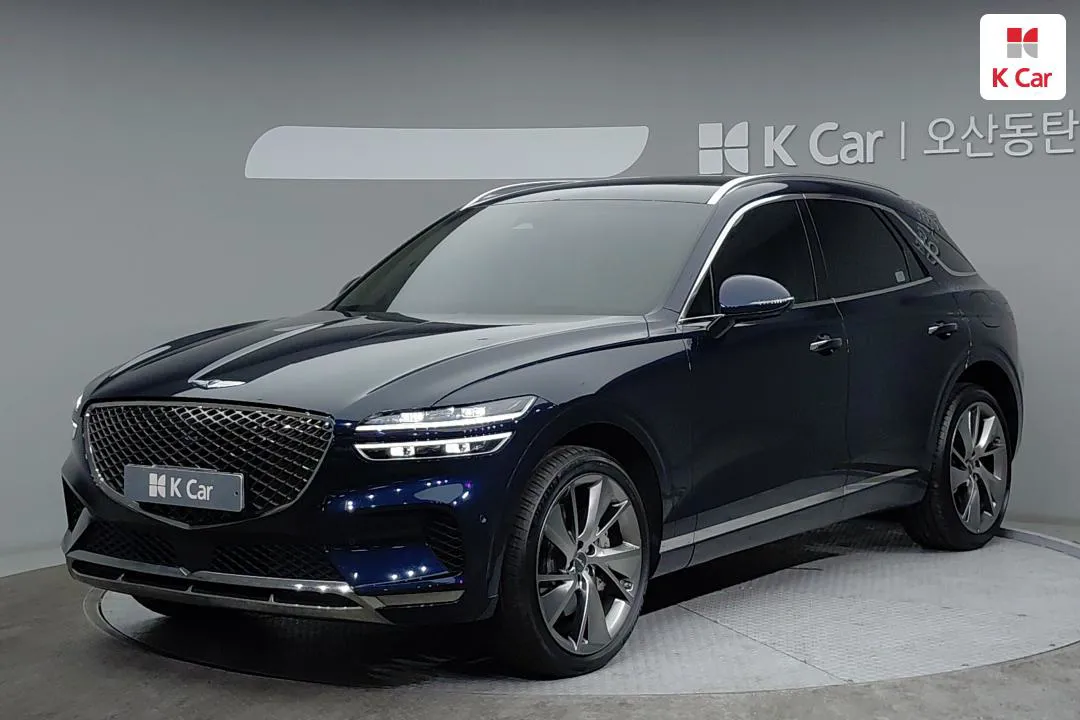 Genesis GV70 - фото 1