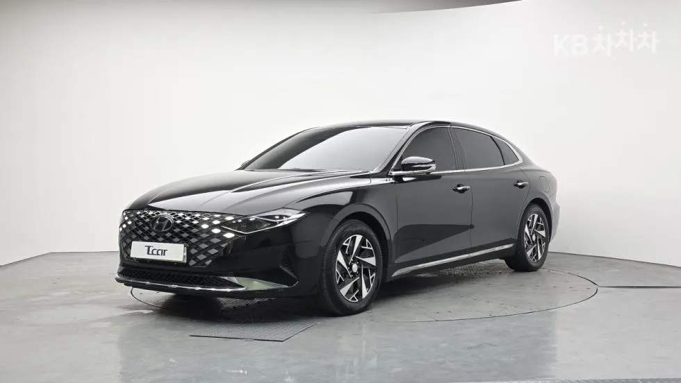 Hyundai 더 뉴 그랜저 하이브리드 2.4 프리미엄 - фото 1