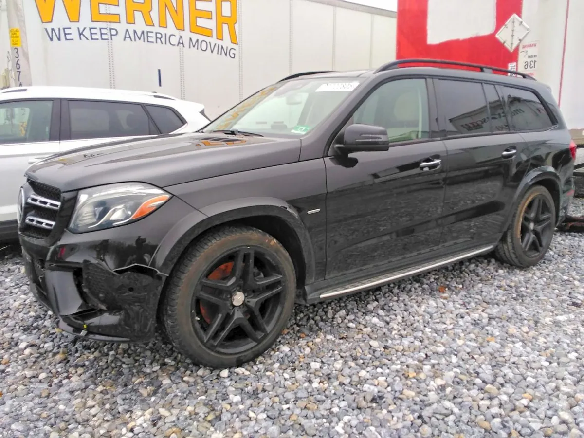 MERCEDES-BENZ - фото 1