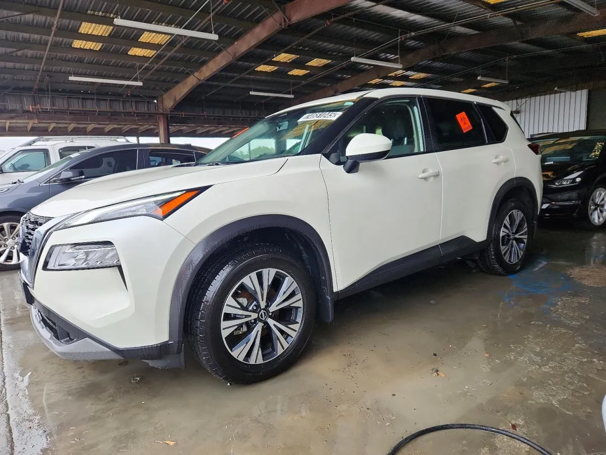 NISSAN ROGUE - фото 1