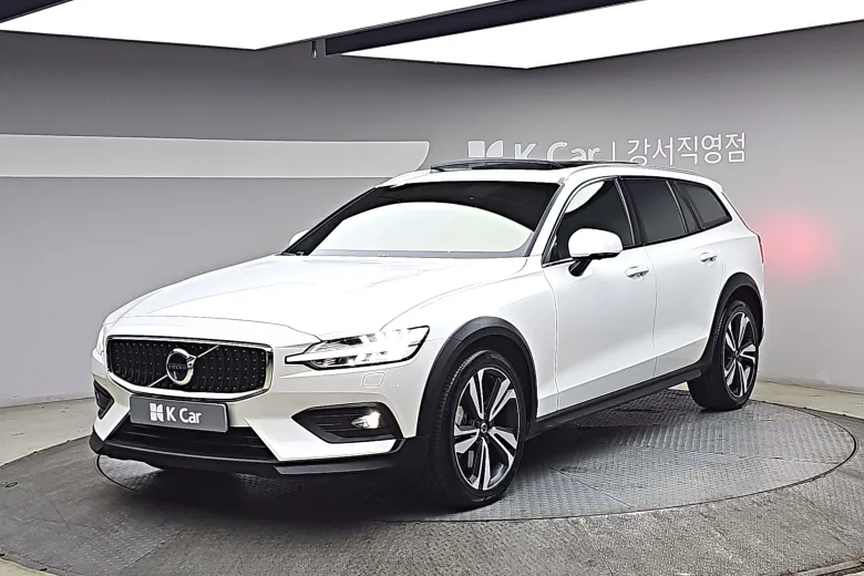 볼보 V60 - фото 1