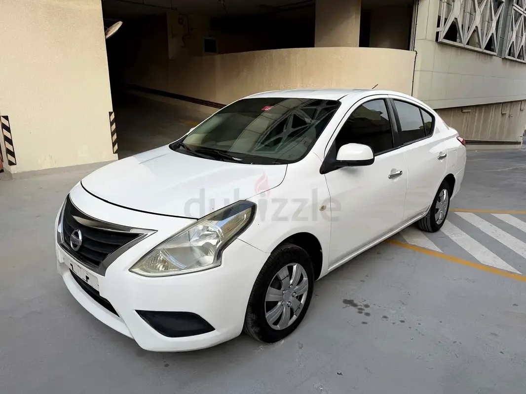 Nissan Sunny - фото 1