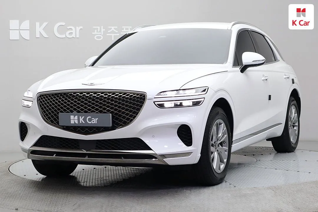 Genesis GV70 - фото 1