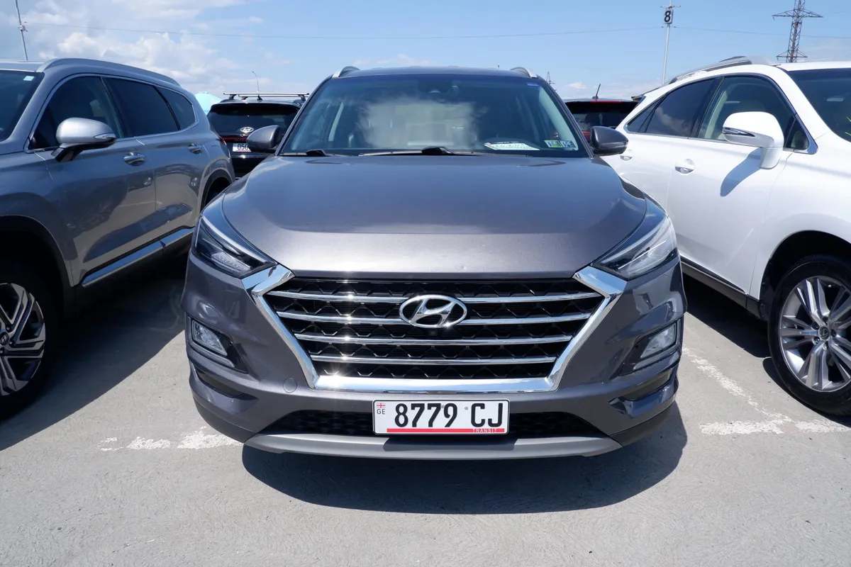 Hyundai Tucson - фото 1