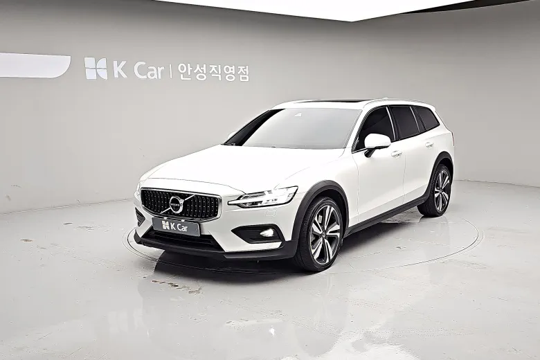 볼보 V60 - фото 1