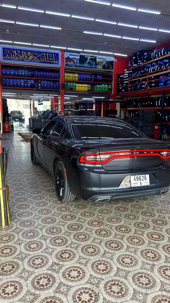 Dodge Charger - фото 1