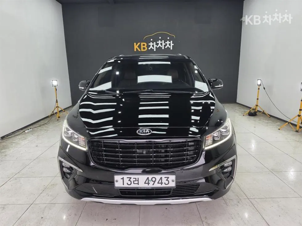 Kia 더 뉴 카니발 9인승 2.2 디젤 노블레스 스페셜 - фото 1