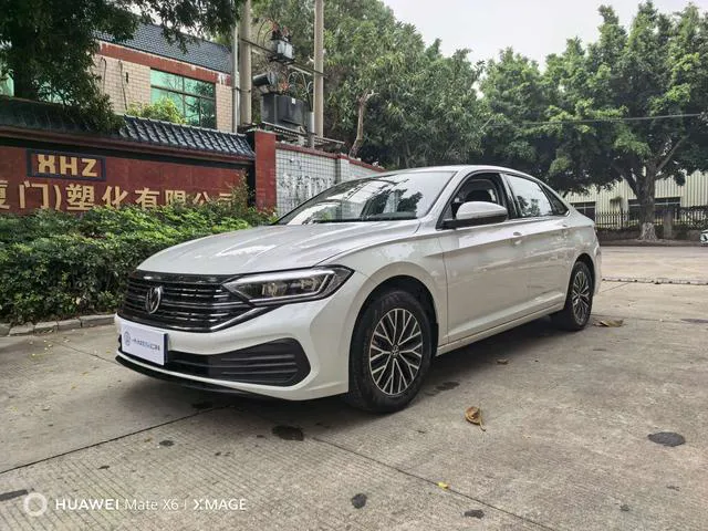 Volkswagen Sagitar - фото 1