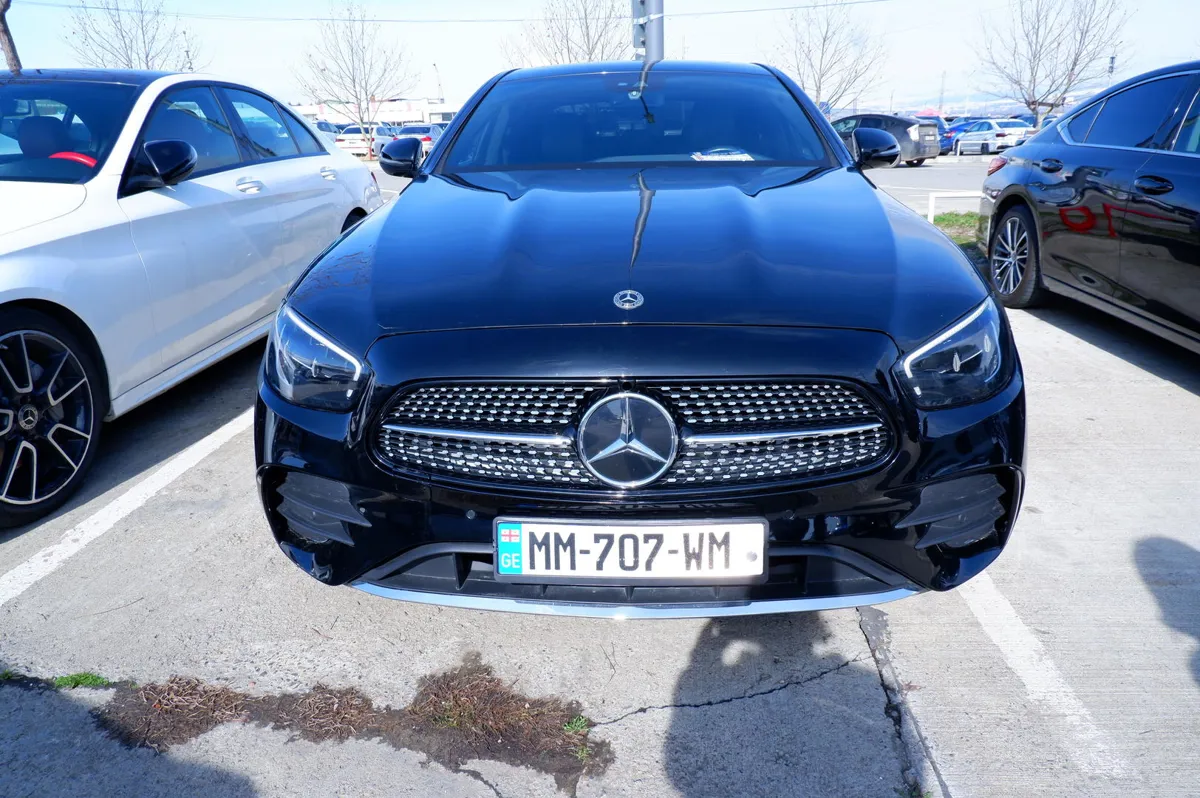 Mercedes-Benz E 350 - фото 1
